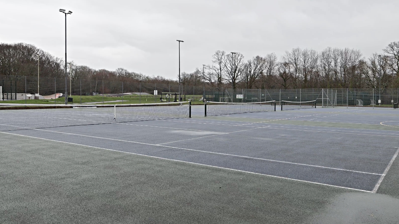 Knightwood Leisure Center